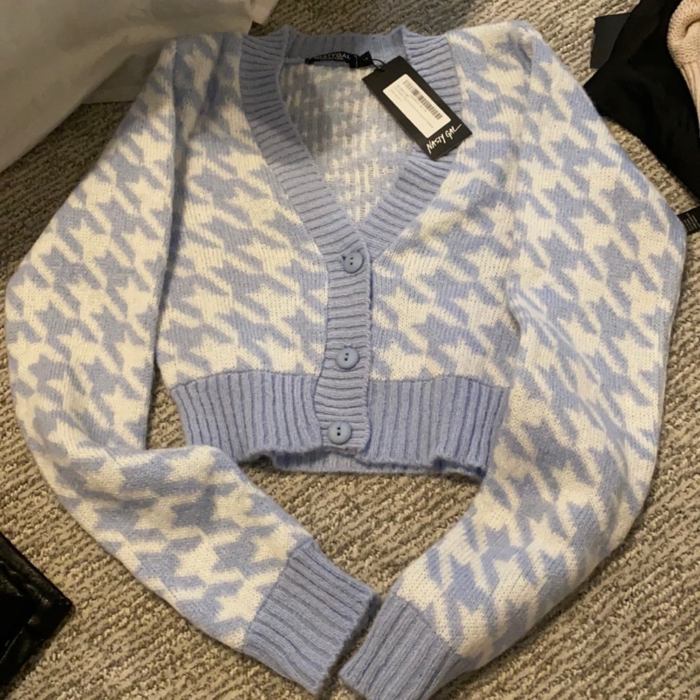 Nasty gal never worn cropped sweater